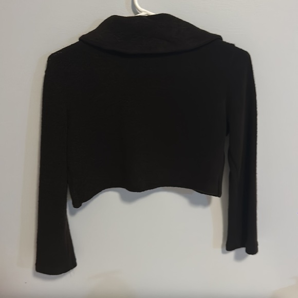 2/$25 Sweater / Knit Shrug - Picture 2 of 3